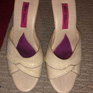 Betsey Johnson slip on heels